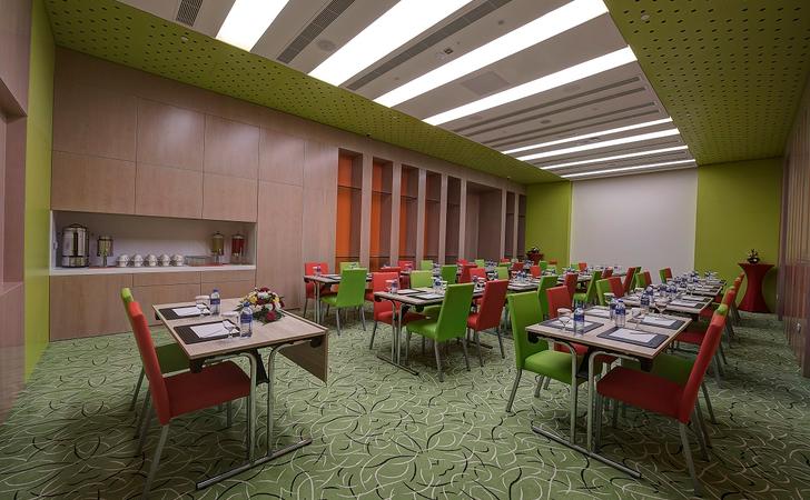 Al Dana Al Khoory Atrium Hotel Dubai Al Dana Al Khoory Atrium Hotel Dubai